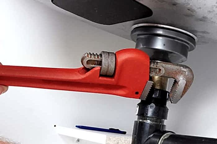 iletişim Tuvalet Lavabo Açma Usta Sıhhi Tesisatçı